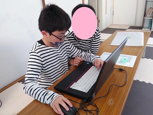 【保育士】放課後等デイサービス/パート・アルバイト/資格必須/時給1,300円～/週3日、4時間～勤務OK！/残業ほぼなし◎/尽きることがない「毎日違った活動」で成長を支援♪の写真2枚目