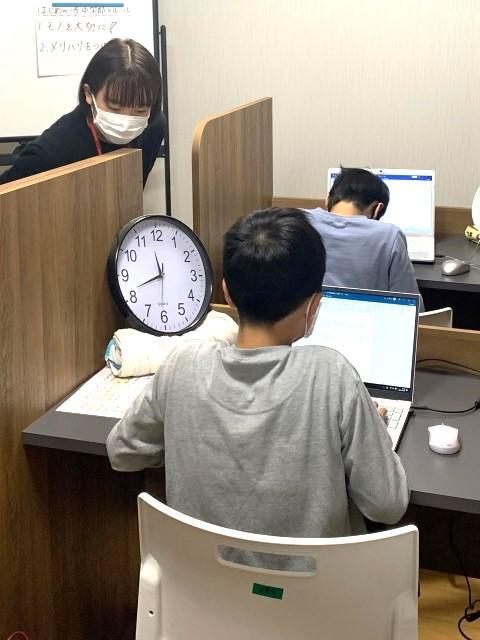 【言語聴覚士】放課後等デイサービス/正社員/資格必須/月給20.7万円～/日祝休み/教育体制充実◎/法人内異動・キャリアチェンジ可/努力や挑戦をそばで支え、自信に変える支援を♪の写真2枚目