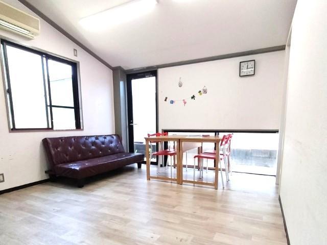 【保育士】多機能型施設/正社員/資格必須/月給20万円～/年休118日/日祝休み/残業ほぼなし/ブランク可/子どもたちの能力を最大限に引き出し、好きや得意を見つけるお手伝い♪の写真4枚目