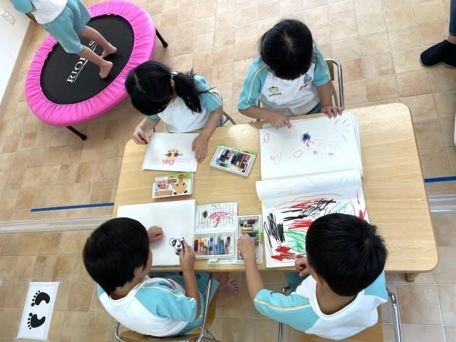 【児童指導員】児童発達支援/資格必須/⽉給26万円〜/年休110日以上/県内に20施設以上を展開中の大手法人◎/残業ほぼなし＆育休取得実績あり！子育て世代が働きやすい♪の写真1枚目