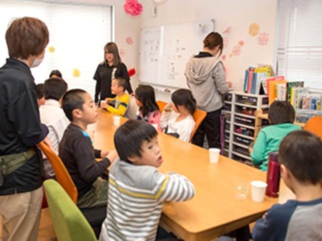 【児発管候補】放課後等デイサービス/日曜休み/豊富な福利厚生◎/研修＆キャリアパス充実でさらに成長可/「ありがとう」の気持ちを大切にした施設♪/月給26万円～/正社員/資格必須の写真4枚目