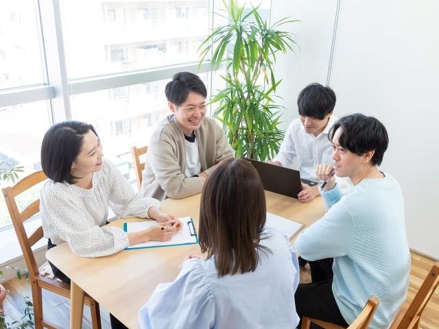 【サービス管理責任者】就労継続支援B型/残業ほぼなし/研修充実/ITスキルを中心に、自分らしく生きるための学びを支援♪/⽉給31万円〜/正社員/資格必須