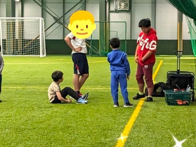 【理学療法士】放課後等デイサービス/日祝休み♪/年休125日/育休取得実績あり/「科学×サッカー」療育で楽しく体を動かし、元気な子どもたちへ！/月給15.7万円～/正社員/資格必須の写真3枚目