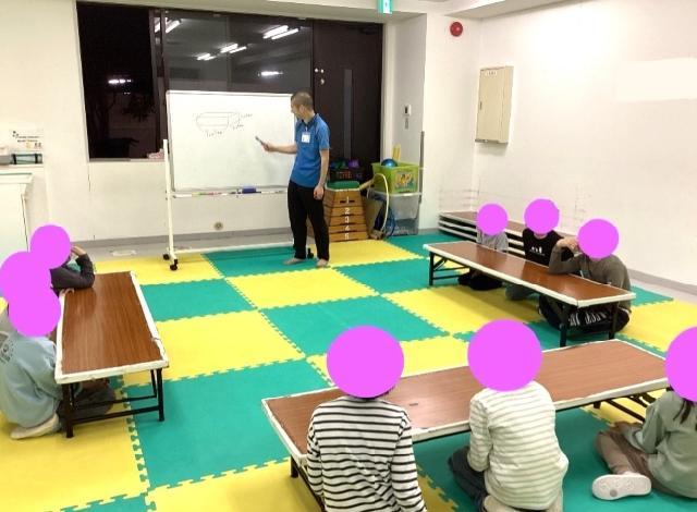 【理学療法士】多機能施設/正社員/資格必須/⽉給27万円〜/年休120日前後/借り上げ社宅制度など福利厚生充実/東京・千葉を中心に多数の施設を展開する運営法人◎/運動療育メイン♪の写真3枚目