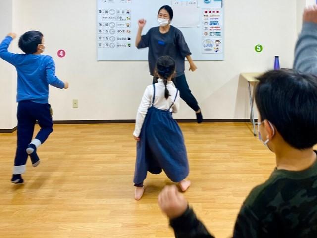 【児童指導員】放課後等デイサービス/土日休み◎/育つチカラを応援する「新しい支援のカタチ」で未来を創る♪/意見が言い合える風通しの良い社風/月給21.5万円～/正社員/資格必須の写真5枚目