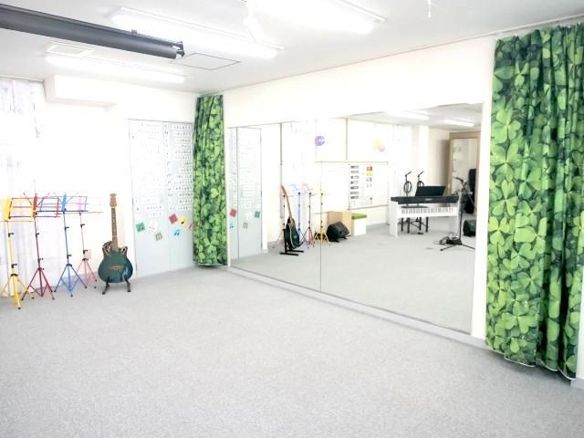 【児童指導員】多機能型施設/正社員/資格必須/月給28万円～/土日祝休み！/ブランクOK/音楽療育♪療育の専門家×音楽のプロがタッグを組み、子どもたちを楽しく支援◎の写真10枚目