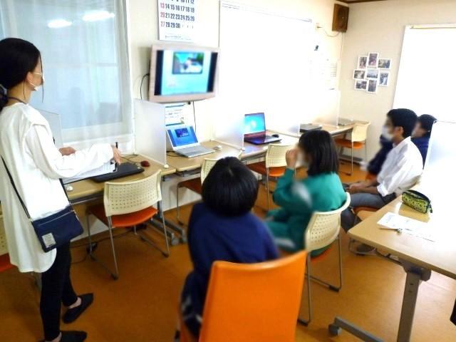 【児童指導員】放課後等デイサービス/完全週休2日制/朝10時始業♪/県内に4施設を展開/保護者とのコミュニケーションを大切にした支援◎/⽉給22.7万円〜/正社員/資格必須の写真6枚目