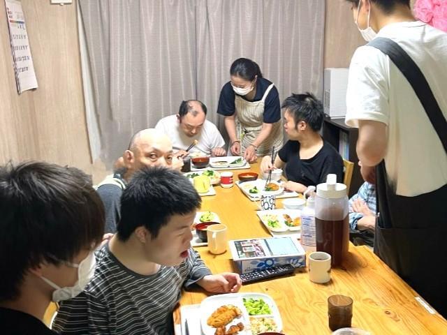 【サービス管理責任者】共同生活援助/完全週休2日制◎/月給35.1万円～/ブランクOK/「いってらっしゃい」「おかえり」がある、あたたかく家庭的なグループホーム♪/正社員/資格必須