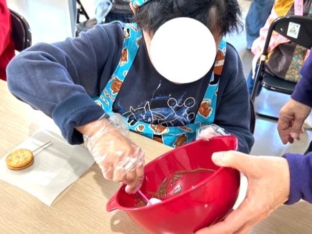 【理学療法士】放課後等デイサービス/契約社員/資格必須/月給18.5万円～/残業ほぼなし/正社員登用あり/サッカーや英語を中心とした療育で、自己肯定感アップ＆丈夫な身体づくりを実現の写真3枚目