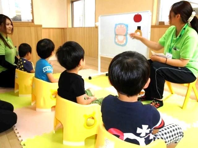 【保育士】放課後等デイサービス/正社員/資格必須/月給21.5万円～/昇給・賞与あり/日曜定休/資格取得支援制度あり/子どもと関わるやりがいのあるお仕事です♪の写真4枚目