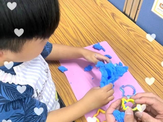 【言語聴覚士】児童発達支援/週休2日制/平日はゆっくり10:45始業♪/公園や商店街での療育プログラムも活発！地域全体で成長を支援◎/月給28万円～/正社員/資格必須の写真3枚目