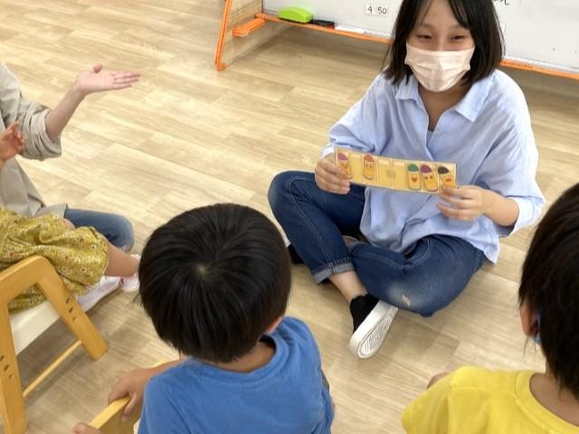 【臨床心理士/公認心理師】児童発達支援/完全週休2日制/送迎なし◎/独自療育＆豊富な研修が特徴♪全国に100以上展開するフランチャイズ教室/月給25.2万円～/正社員/資格必須