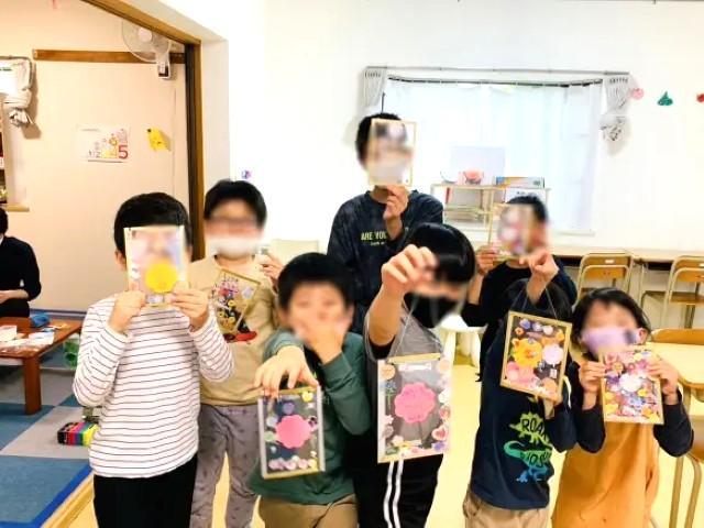 【児童指導員】放課後等デイサービス/正社員/資格必須/月給26.5万円～/年休120日以上/残業ほぼなし/充実した研修でスキルアップも◎/モットーは、「人の可能性を信じきる」♪の写真3枚目