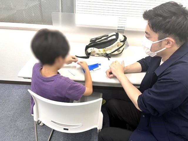【言語聴覚士】放課後等デイサービス/年休110日以上/平日は13時始業♪/100人いれば100通り！多様性を追求したカスタムメイドの支援◎/月給24万円～/正社員/資格必須の写真3枚目