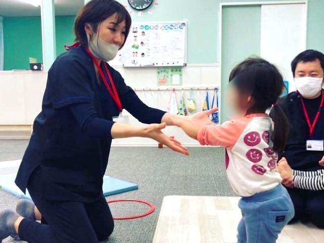 【保育士】児童発達支援/正社員/資格必須/月給22万円～/土日休み◎/残業ほぼなし/幅広い年代が活躍中！「やりたい！」を伸ばす専門的な療育を実践♪の写真5枚目
