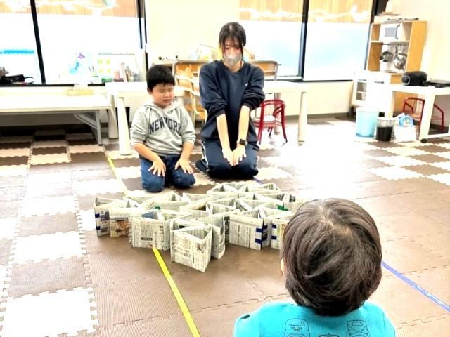 【児童指導員】多機能型施設/年間休日120日/週休2日制/残業ほぼなし/産休・育休取得実績あり/身体を動かす多彩な活動で、将来への成長を支援♪/月給23万円～/正社員/資格必須