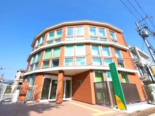 【保育士】放課後等デイサービス/年休125日/土日祝休み◎/SSTを中心に一人ひとりに合わせた療育支援/ペアレントトレーニングにも注力♪/月給22.7万円～/正社員/資格必須の写真5枚目