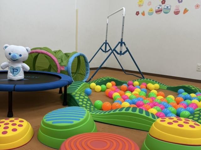 【保育士】児童発達支援/年間休日120日以上/週休2日制◎/送迎なし/残業ほぼなし/成長＆活躍するなら、研修＆サポート体制充実の業界大手へ♪/月給21万円～/正社員/資格必須の写真10枚目