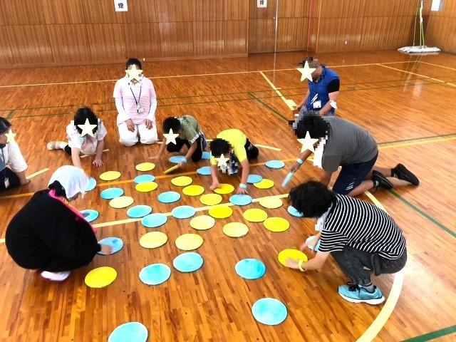 【児童指導員】多機能型施設/正社員/資格必須/月給23万円～/年休110日/残業ほぼなし/未経験可/大阪府内で多数の療育施設を展開する運営法人◎/子どもたちの「好き」を育てる♪の写真4枚目
