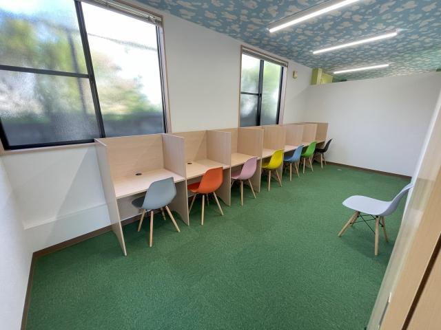 【児童指導員】放課後等デイサービス/完全週休2日制/育休取得実績あり/地域密着で福祉事業を連携◎/ともに支え合う暮らしづくりを提供♪/月給20.1万円～/正社員/資格必須の写真3枚目