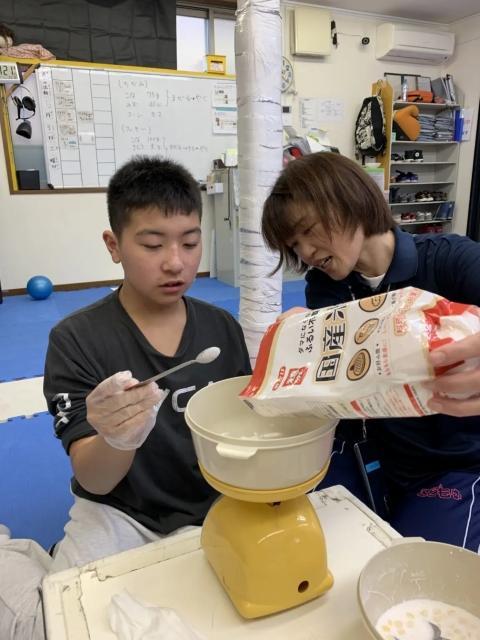 【児童指導員】多機能型施設/年休120日◎/資格取得支援制度あり/全国190教室を展開するFC/充実の研修＆独自の運動療育で学び、さらに成長も♪/月給20万円～/正社員/資格必須の写真3枚目