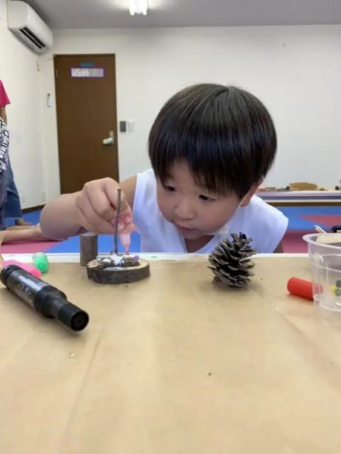 【児童指導員】多機能型施設/年休120日◎/資格取得支援制度あり/全国190教室を展開するFC/充実の研修＆独自の運動療育で学び、さらに成長も♪/月給20万円～/正社員/資格必須の写真10枚目
