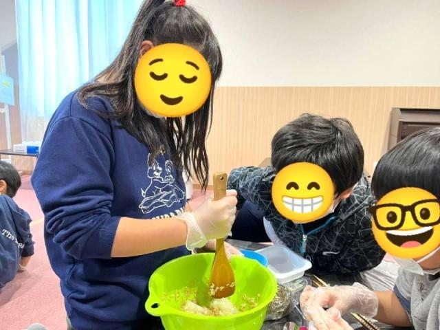 【児童指導員】多機能型施設/正社員/資格必須/資格必須/⽉給20.9万円～/日祝休み！/育児休業取得実績あり/楽しいお出かけで感性・社会性をそだてる♪わくわくも成長も得られる場所◎の写真2枚目