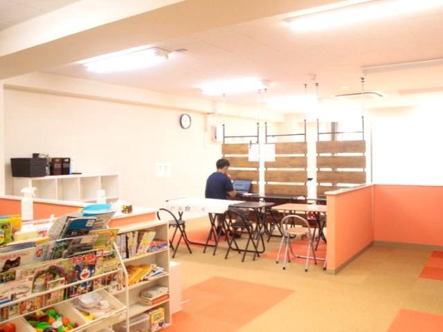 【児童発達支援管理責任者】多機能型施設/正社員/資格必須/月給34万円～/年休120日/残業ほぼなし/県内3施設を展開中の法人で働きやすさも成長もかなう◎