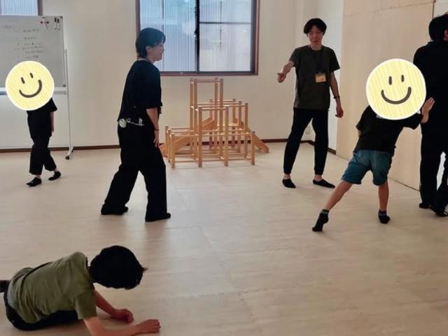 【児童指導員】多機能型施設/年休114日/残業ほぼなし/託児所あり◎/プロ監修の多彩なプログラム♪/子どもと保護者の人生を豊かにする支援を提供！/月給23.5万円～/正社員/資格必須の写真3枚目