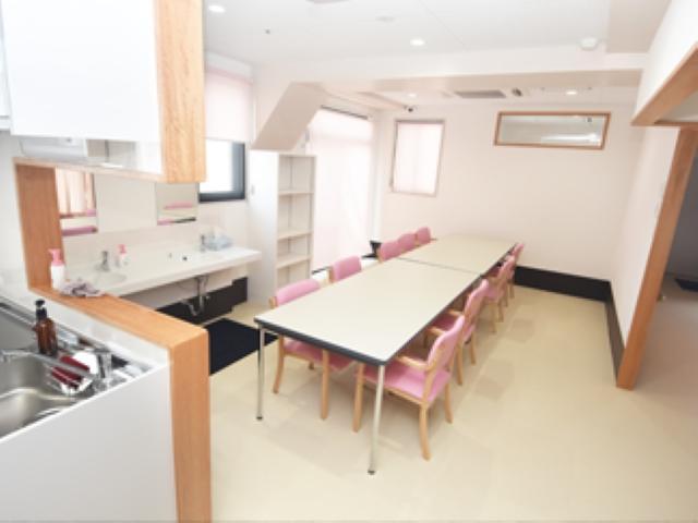 【サービス管理責任者】就労継続支援B型/週休2日制/日曜休み/育休取得実績あり/花木や野菜の栽培も♪/自然と触れ合える就労継続支援施設！/月給17.8万円～/正社員/資格必須