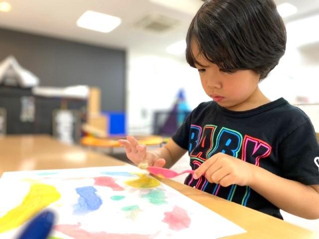 【作業療法士】放課後等デイサービス/日祝休み◎/年間休日112日/残業ほぼなし/オリジナルの3大療育で楽しみながらトータルな成長を育む♪/月給23万円～/正社員/資格必須の写真3枚目