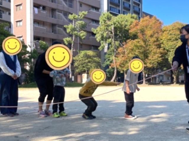 【児童指導員】放課後等デイサービス/年休110日◎/日曜休み/独自の療育活動で子どもの興味を強みに変える！/動画作成やSNSを活用したプログラムに注力/月給22万円/正社員/資格必須の写真2枚目
