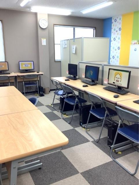 【児童指導員】放課後等デイサービス/土日祝休み◎/笑って、楽しむ！学習・PCスキル・SSTに特化した能力開発型放デイ/月給19万円～/残業ほぼなし/正社員/資格必須の写真6枚目