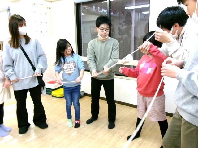【児童指導員】2025年4月オープン予定！放課後等デイサービス/パート・バイト/資格必須/時給1,100円～/午後のみ勤務◎/「おともだち」と多彩な「遊び」で成長をサポート♪の写真1枚目