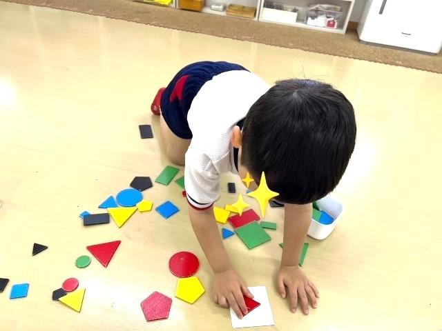 【作業療法士】多機能型施設/日祝休み◎/OJT＆OFF-JT充実！/「できることは全部やる」空のように自由に、太陽のように輝ける子どもたちへ♪/月給21万円～/契約社員/資格必須の写真3枚目
