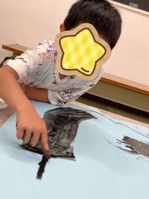 【児童指導員】放課後等デイサービス/年休111日◎/日曜休み/曜日ごとにプログラムを決めた集団支援に注力/能力を伸ばしながら社会性をはぐくむ♪/月給20.1万円～/正社員/資格必須の写真3枚目