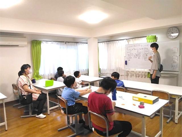 【理学療法士】放課後等デイサービス/土日祝休み/年間休日112日◎/育休取得実績あり/就労に向けた療育支援！子どもたちの輝く将来のために♪/月給20.6万円～/正社員/資格必須の写真1枚目