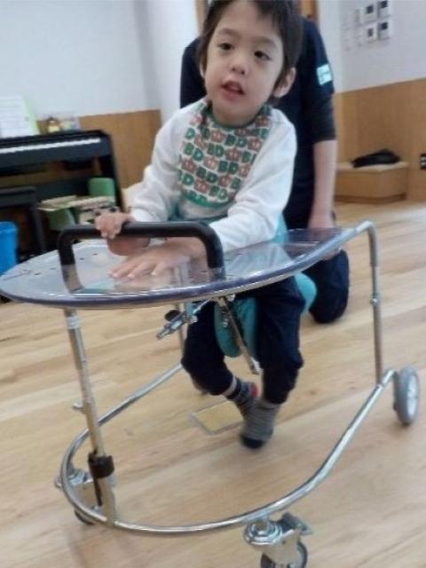 【看護師/准看護師】重症心身障害児施設/年間休日128日/残業ほぼなし◎/月給37万円～/心豊かな暮らしを支援/家庭の延長として快適に過ごせる居場所づくり♪/正社員/資格必須の写真6枚目