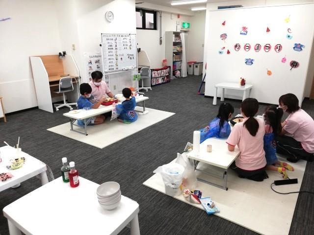 【保育士】多機能型施設/正社員/資格必須/月給18万円～/残業ほぼなし/年間休日120日/テーマは「成長」と「自立」◎/子どもたちの可能性を伸ばす場所♪の写真2枚目