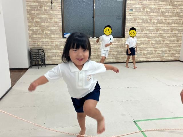 【言語聴覚士】児童発達支援/年休120日/日祝休み/実働7時間◎/脳科学に基づく独自の療育カリキュラムで、子どもたちの成長をサポート！/月給23.3万円～/正社員/資格必須の写真5枚目