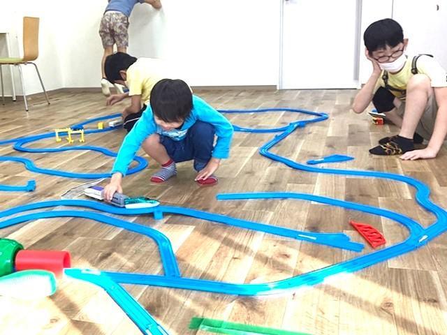 【児童指導員】放課後等デイサービス/正社員/資格必須/⽉給23.5万円〜/完全週休2日制/育休取得実績あり◎/一つの療法や考え方にとらわれない「いいとこどり」のプログラム♪の写真7枚目