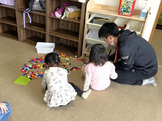 【保育士】放課後等デイサービス/2025年6月オープン！/土日祝休み/年休120日/研修制度ばっちり◎質の高い療育知識・スキルが身につく♪/月給20.5万円～/正社員/資格必須