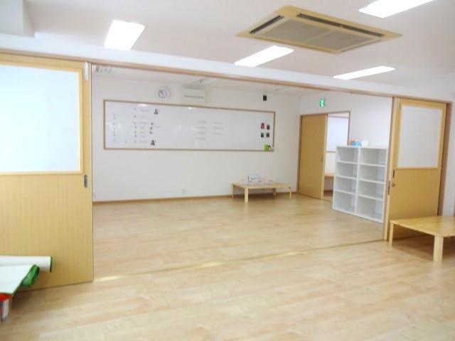 【児童発達支援管理責任者】多機能型施設/日祝休み/残業ほぼなし◎/楽しい、温かく質の高い療育を実践！アットホームな一軒家の施設♪/月給27万円～/正社員/資格必須の写真6枚目