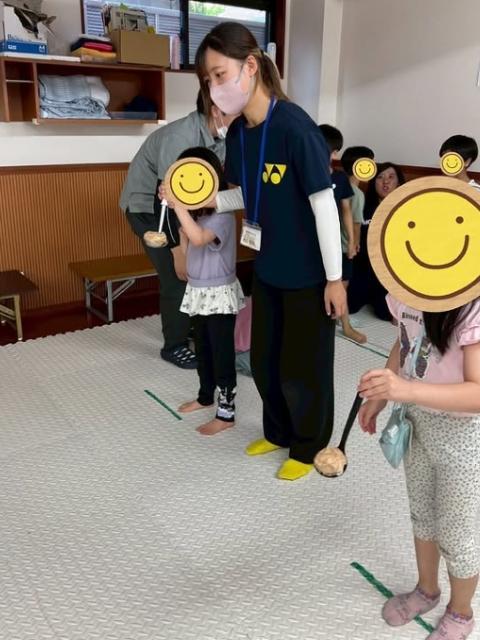 【児童指導員】放課後等デイサービス/週休2日制◎/未経験OK/自主性を尊重した療育♪/リフレッシュの仕方を教え、うららかに成長できるようサポート！/月給19万円～/正社員/資格必須の写真1枚目