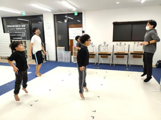 【保育士】放課後等デイサービス/完全週休2日制/日祝休み/未経験OK！/脳科学に基づいた療育を実施/特性をとらえたプログラムで自信をはぐくむ♪/月給20万円～/正社員/資格必須の写真2枚目