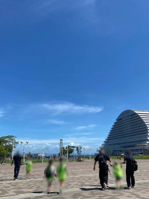 【保育士】多機能型施設/年休120日以上/日祝休み◎/運動療育・食育などの多彩なプログラムを導入/子どもたちの「できた！」を輝かせる療育♪/月給23万円～/正社員/資格必須の写真3枚目