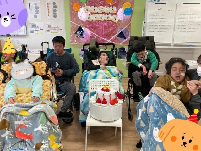 【看護師/准看護師】重症心身障害児施設/週休2日制◎/産休・育休取得実績あり/子どもの成長の架け橋に！/安心できる場所で様々な表情を引き出す支援♪/月給24万円〜/正社員/資格必須の写真10枚目