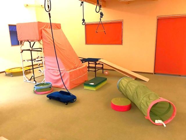 【作業療法士】放課後等デイサービス/完全週休2日制/年休120日◎/トータルヘルスケアを提供する法人/子どもたちの未来を豊かにするための療育♪/月給19.5万円～/正社員/資格必須の写真6枚目