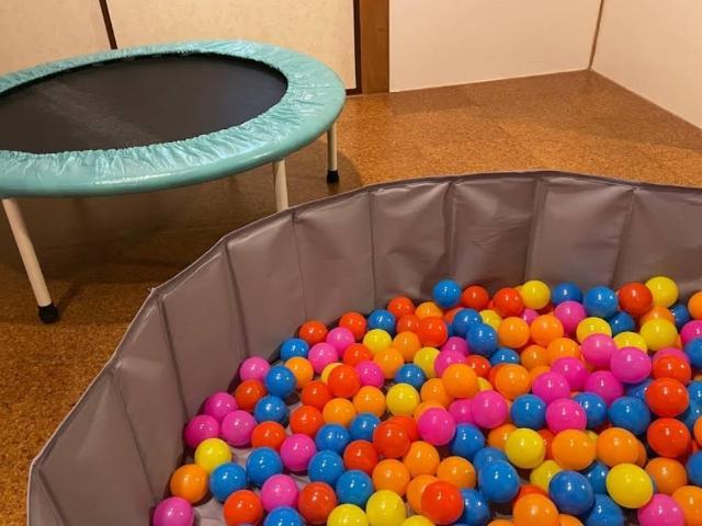 【児童指導員】放課後等デイサービス/週1日、4h～勤務OK/上を向いてハッピーに暮らせるように♪/ありのままでいられる居場所づくり/時給1,200円～/パート・アルバイト/資格必須の写真2枚目