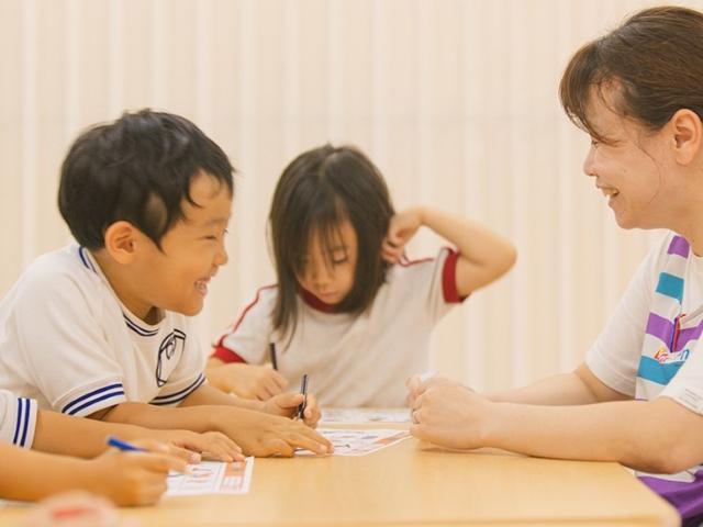 【児童指導員】児童発達支援/日祝休み/産休・育休取得実績あり/地域に信頼される福祉サービスを♪/一人ひとりの自分らしい育ちを応援する支援/月給20.1万円～/正社員/資格必須の写真3枚目